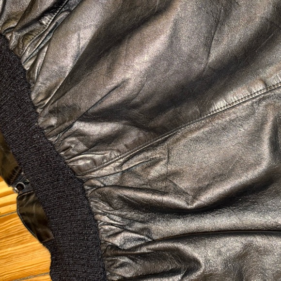 Men's Black Leather Jacket - Picture 6 of 7